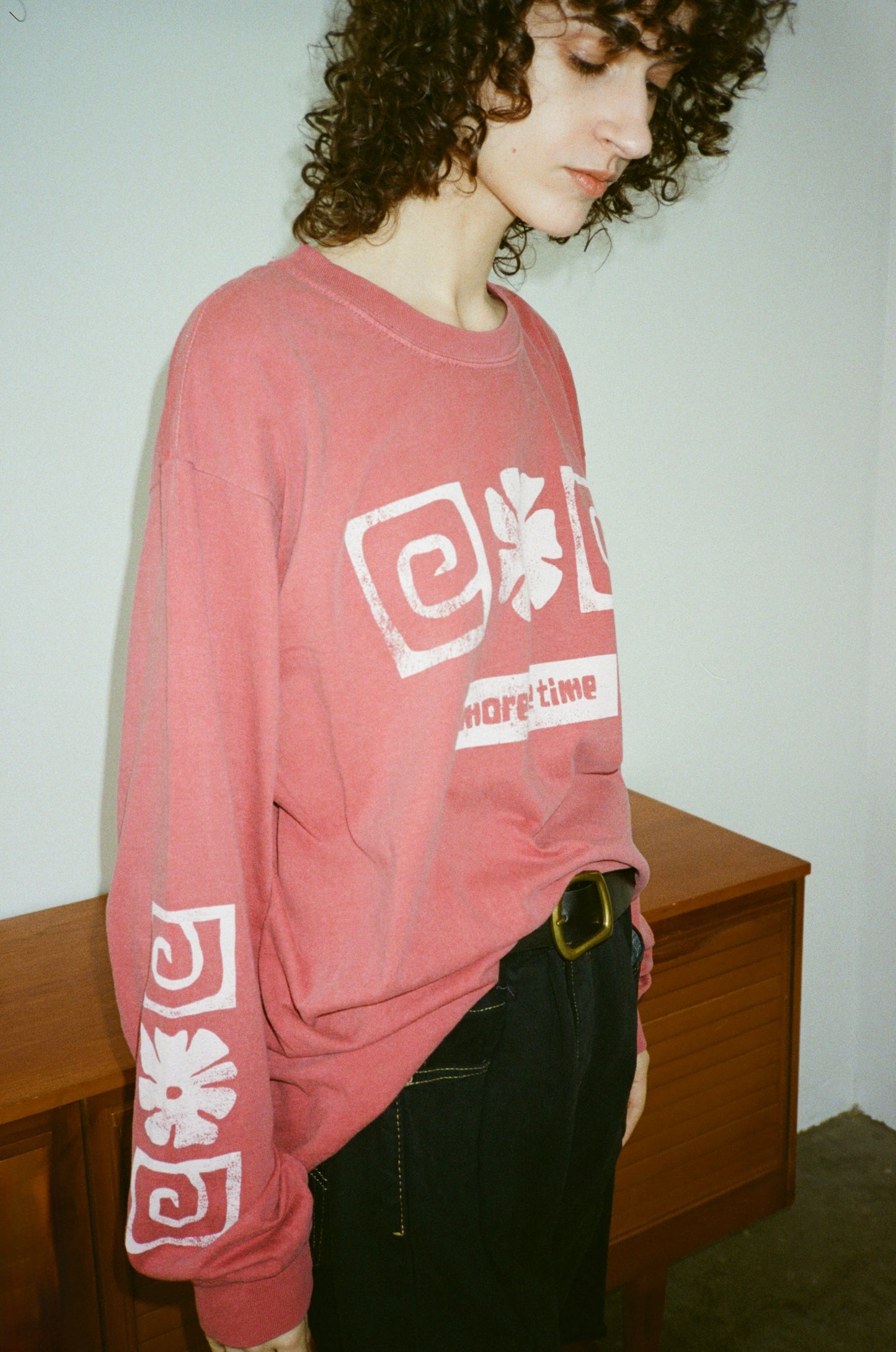 ME TIME LONG T-SHIRT
