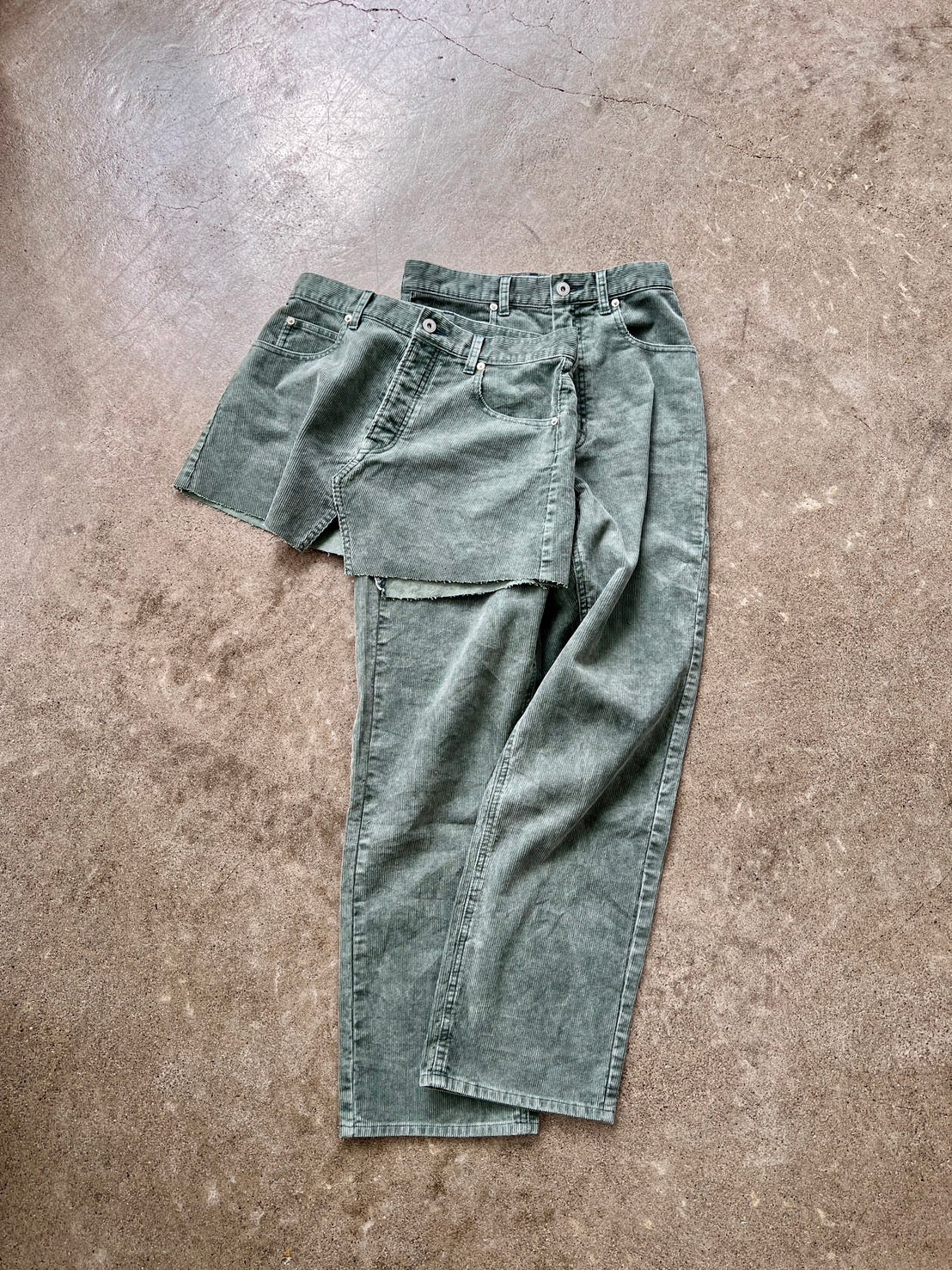 PETAL GREEN CORDUROY