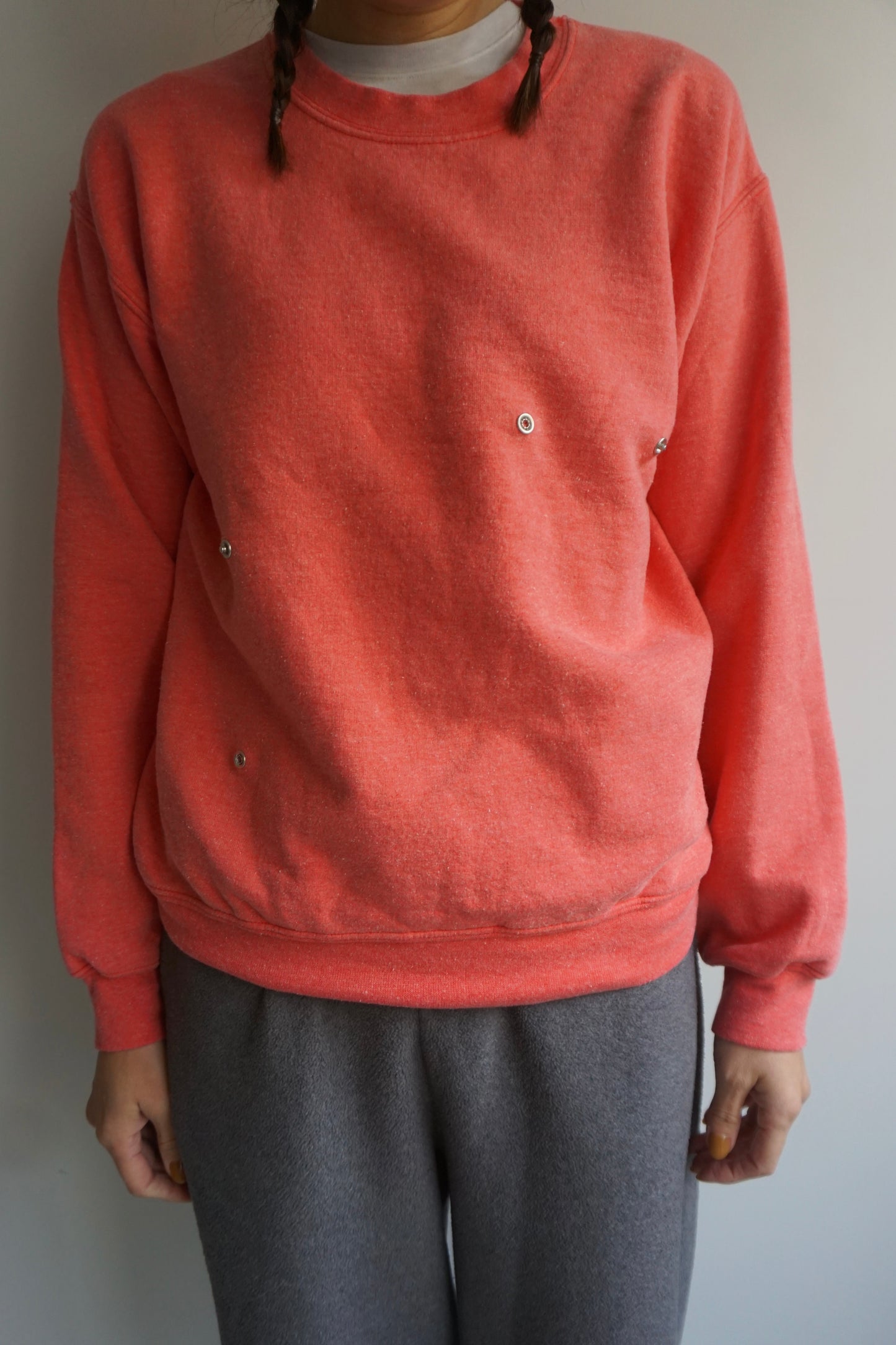 SNAP BUTTON BLEACH SWEAT-10