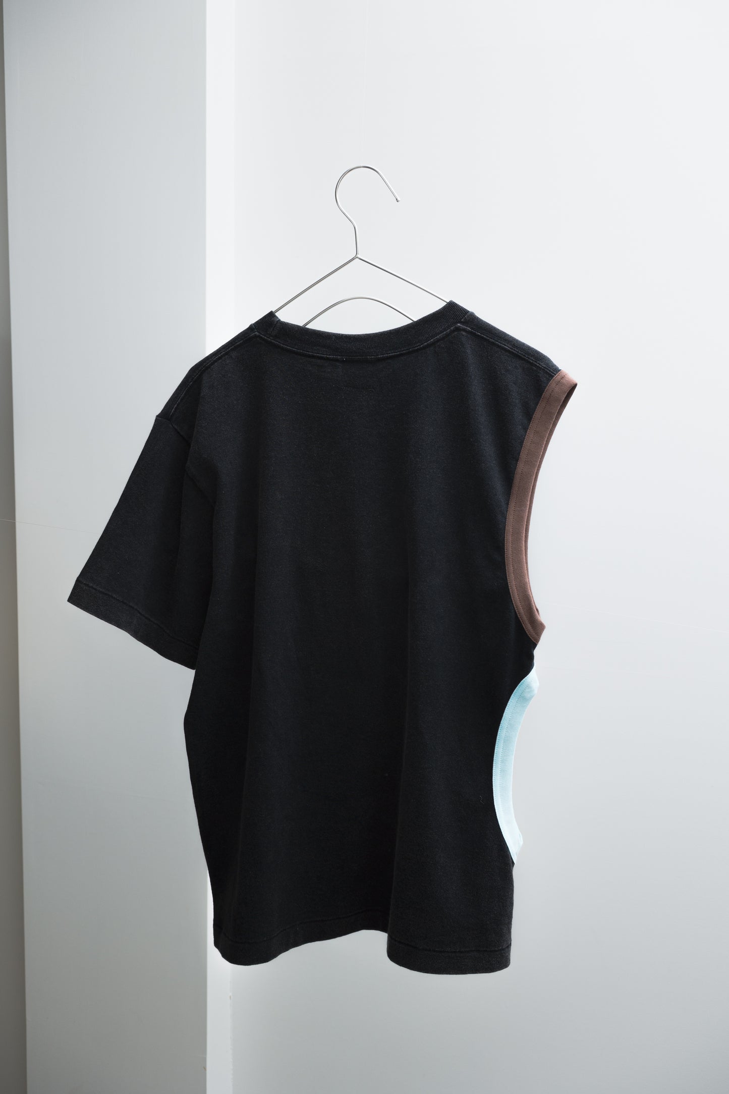TWO TONE ASYMMETRY T-SHIRT