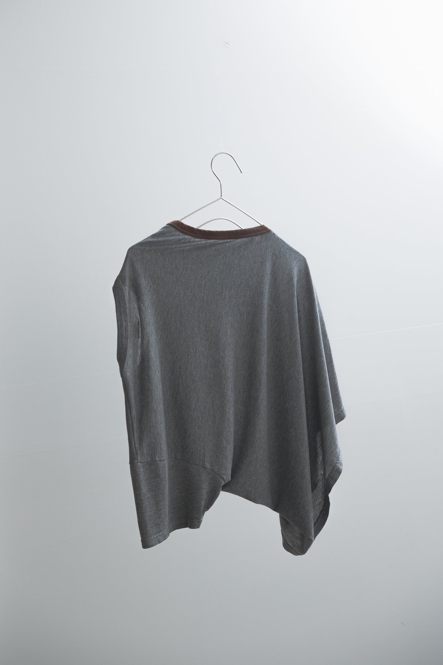 REMAKE ASYMMETRY T-SHIRT 2