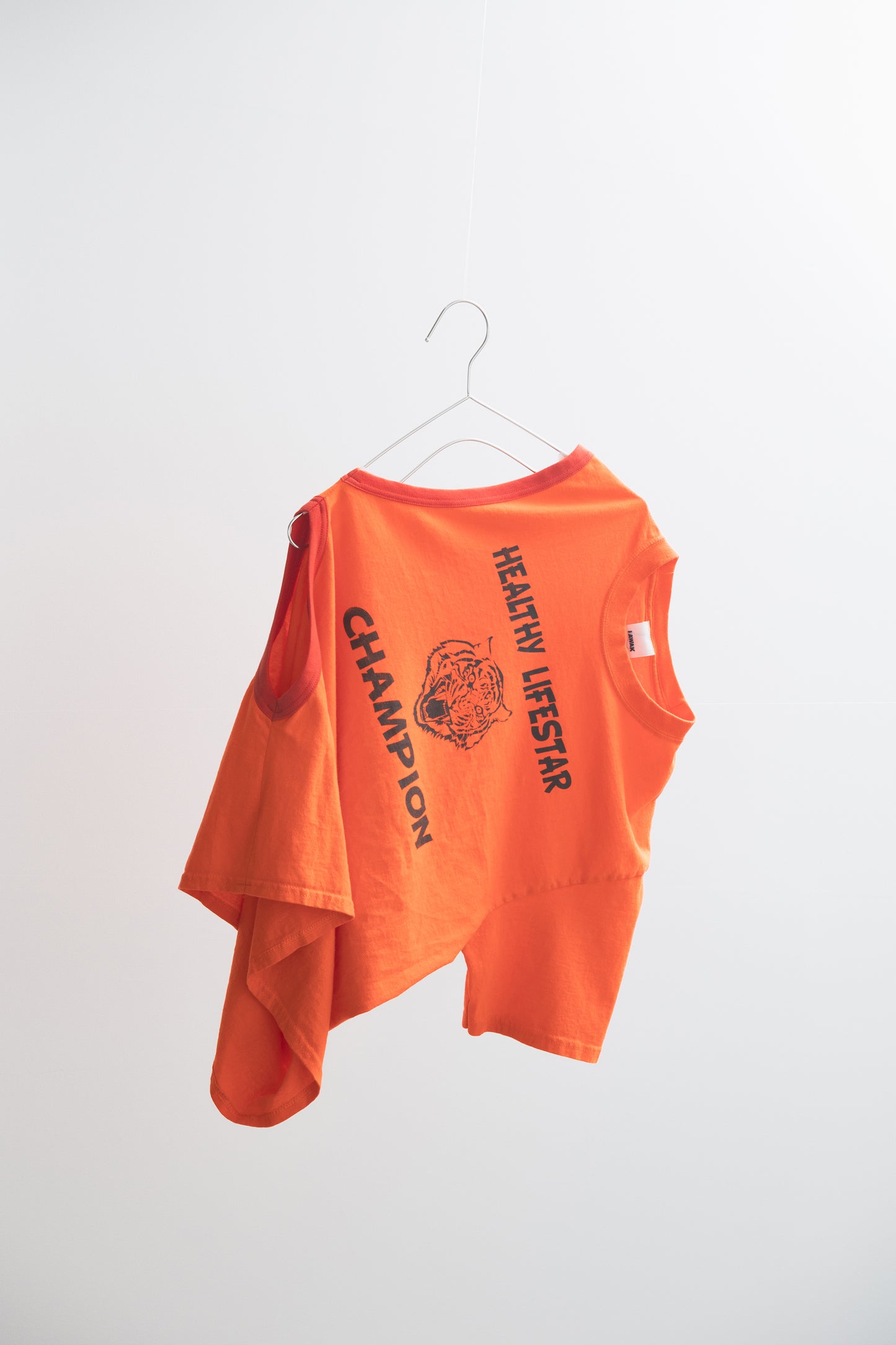 REMAKE ASYMMETRY T-SHIRT 8