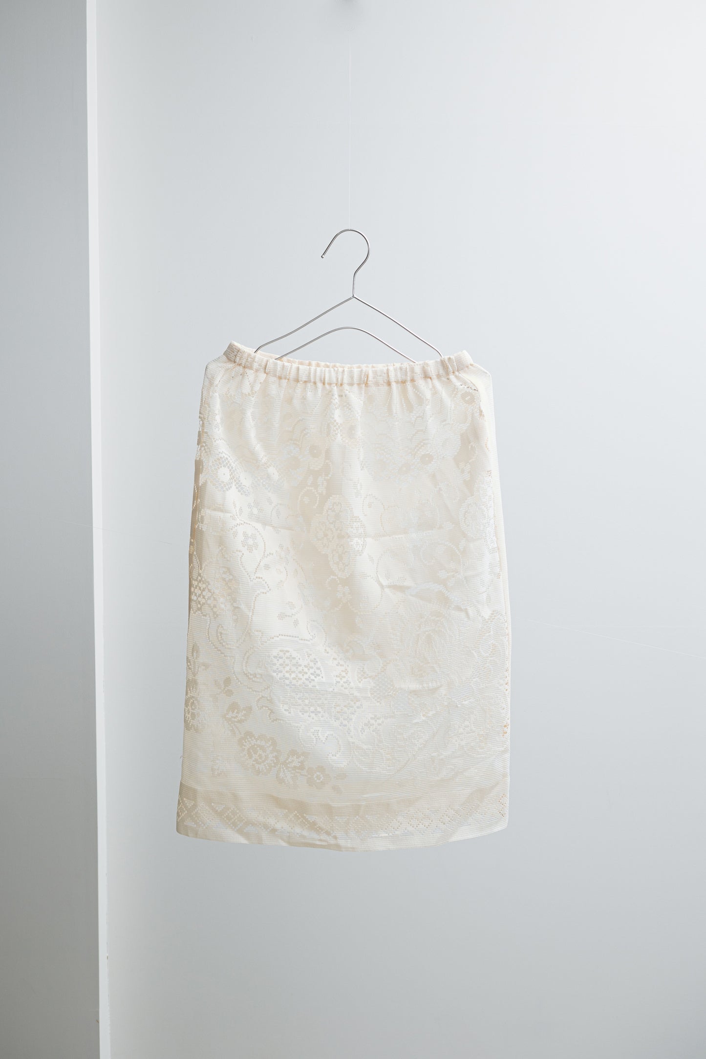 LACE SKIRT CREAM 1