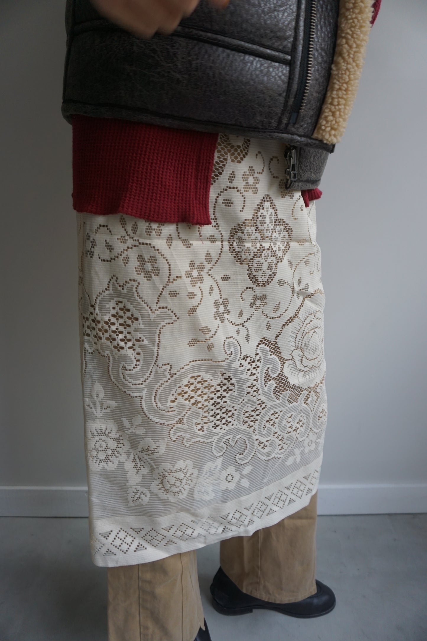 LACE SKIRT CREAM-4