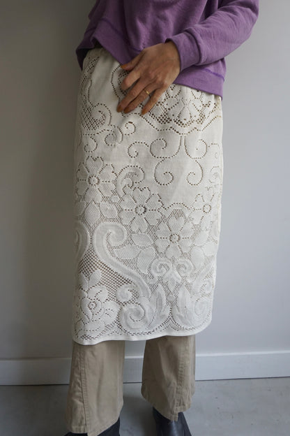 LACE SKIRT CREAM-2