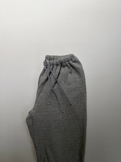 LOOSE SWEAT PANTS