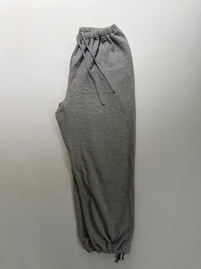 LOOSE SWEAT PANTS