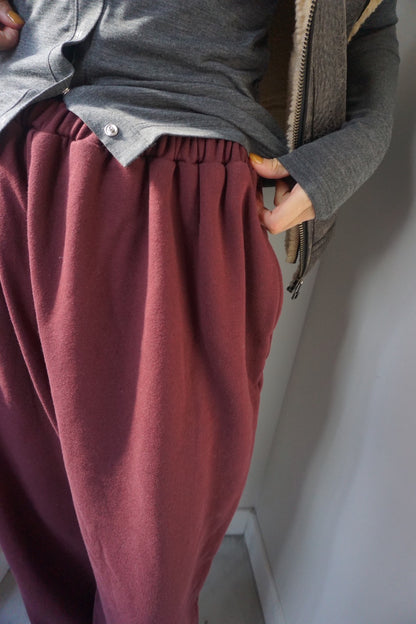 LOOSE SWEAT PANTS