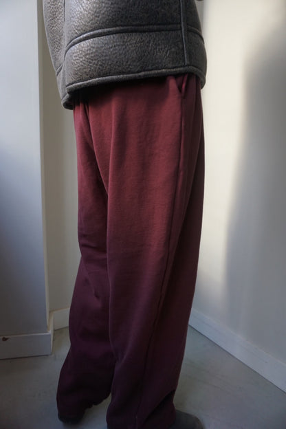 LOOSE SWEAT PANTS